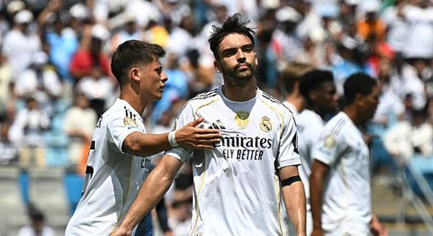 Asencio, tấm thẻ đỏ và lời răn đe của Xabi Alonso