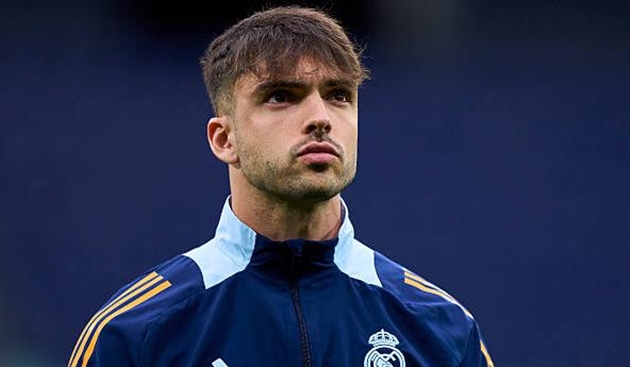 Bài toán hàng thủ Real: Vì sao Asencio có thể phải ngồi ngoài?