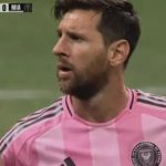 CĐV tranh cãi gay gắt về Messi sau trận thua đậm của Inter Miami
