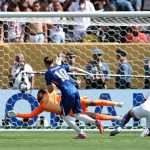 Chelsea “bắt bài” PSG: Luis Enrique bất lực ra sao?