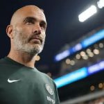 Chelsea nguy cơ mất tân binh vì UEFA siết chi tiêu