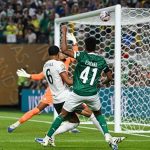 Chelsea thắng chật vật, Mikel chỉ ra hiệp 2 đầy cẩu thả