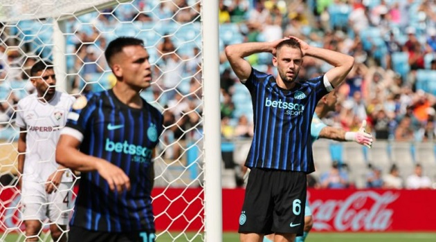 De Vrij tiếc nuối: “Chúng tôi đáng ra phải làm tốt hơn”