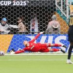 Di Gregorio không cứu nổi Juventus khỏi thất bại trước Real Madrid