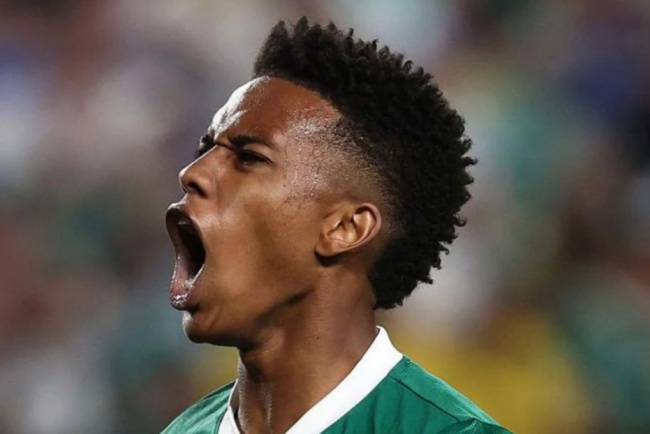 Estevao Willian xé lưới Chelsea: Màn chào hàng đẳng cấp với Stamford Bridge