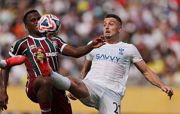 Fluminense 2-1 Al Hilal: VAR gây tranh cãi; Người hùng từ băng ghế dự bị
