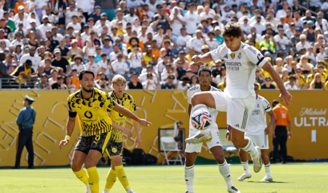 Gonzalo Garcia ghi điểm mạnh với Xabi Alonso