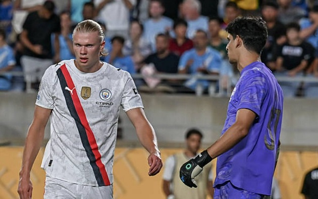 Haaland bị nghi ‘trêu’ Ederson sau thất bại ở Club World Cup