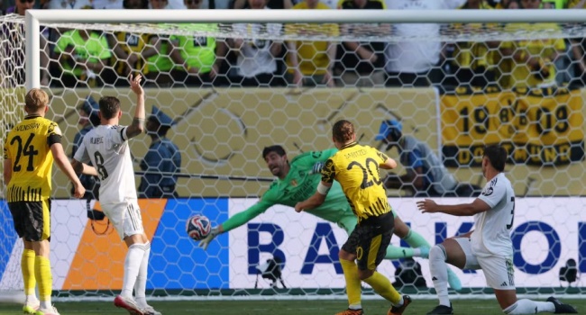 Javi Herraez: “Courtois đưa Real Madrid vào bán kết”