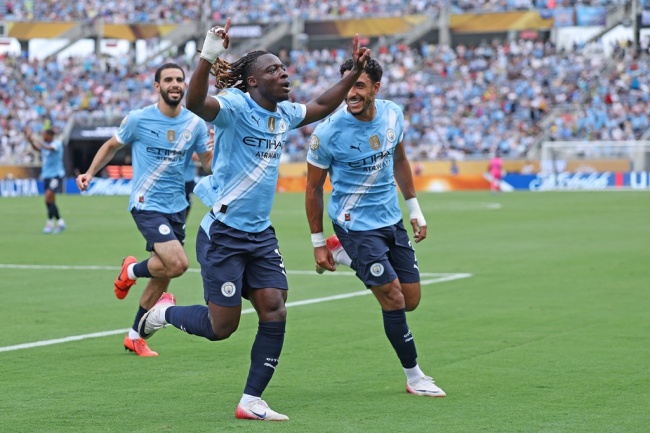 Man City hủy diệt Juventus trong trận cầu 7 bàn