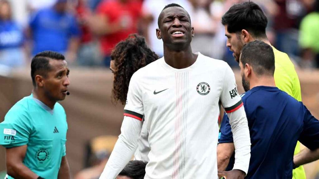 NÓNG! Nicolas Jackson bị cấm thi đấu 2 trận sau thẻ đỏ trận Flamengo