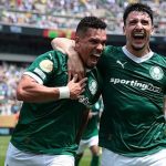 Palmeiras nhọc nhằn đánh bại Botafogo trong thế 10 người