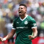 Paulinho và siêu phẩm đưa Palmeiras vào tứ kết