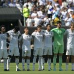 Trent Alexander-Arnold đau đớn thi đấu trong ngày tưởng nhớ Jota