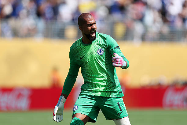 Từ chỉ trích đến thán phục: Obi Mikel “quay xe” với Robert Sanchez