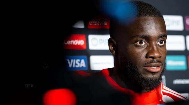 Upamecano không ngại bạn bè tuyển Pháp, muốn hạ PSG