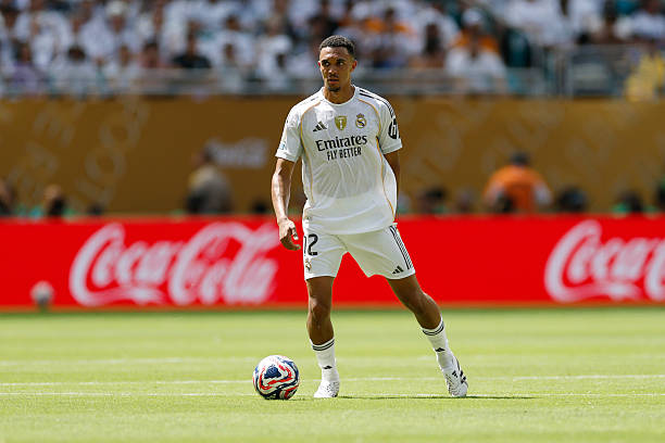 Alexander-Arnold và 7 thống kê nổi bật trong ngày ra mắt Real