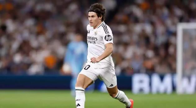 Fran Garcia gây thất vọng, CĐV Real Madrid muốn thay thế gấp
