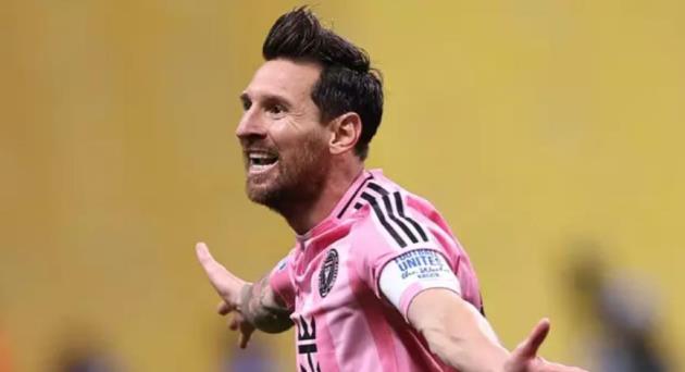 Ghi bàn dù đau cơ đùi, Messi khiến Mascherano choáng váng