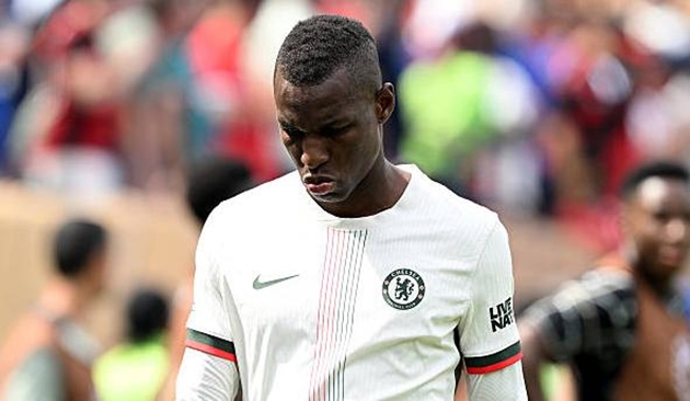 Jackson công khai xin lỗi sau trận thua của Chelsea