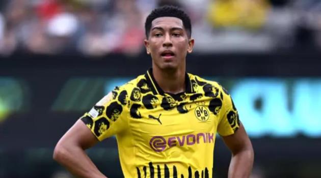 Jobe Bellingham ra mắt Dortmund, nhận phản ứng trái chiều từ người hâm mộ