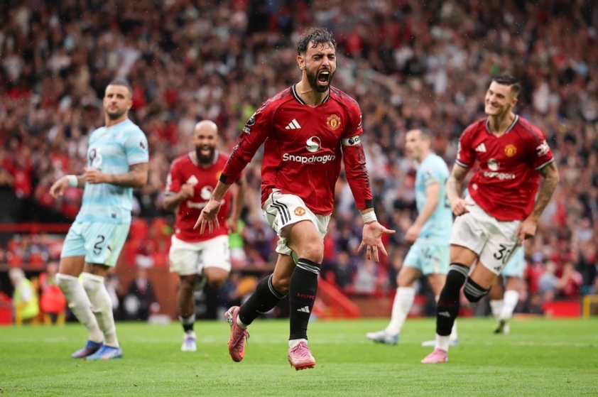 Lộ điều khoản ‘bất thường’ trong hợp đồng của Bruno Fernandes với MU