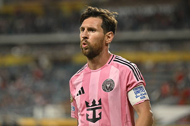 Messi mờ nhạt trong hiệp 1, tỏa sáng ở hiệp 2 khi Inter Miami hòa Al Ahly