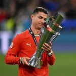 Tại sao Ronaldo vẫn không thể thay thế ở ĐT Bồ Đào Nha?