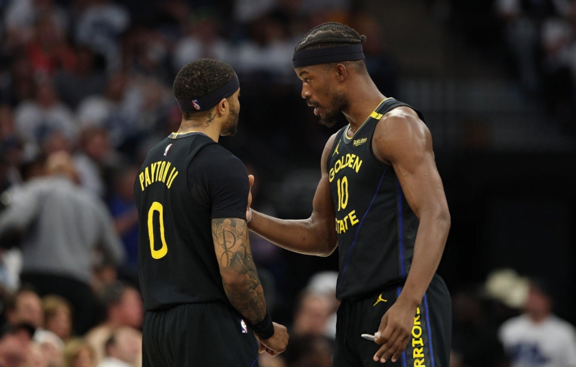 Curry báo tin buồn cho Golden State Warriors về tình hình chấn thương