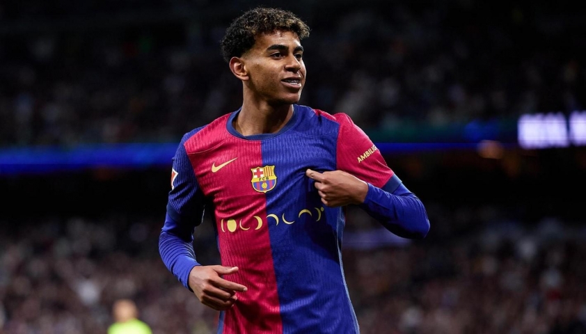 Lamine Yamal khiến Barca mừng rỡ tột cùng